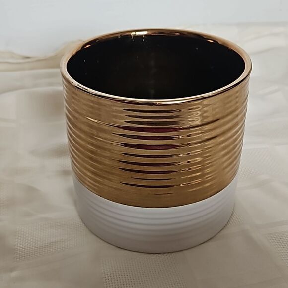 Ceramic Vase Rose Gold/ White 7×7 - Picture 11 of 16